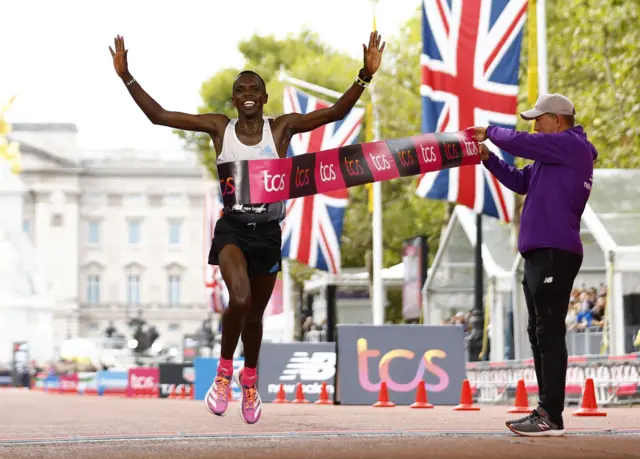 Amos Kipruto crosses London Marathon finish line