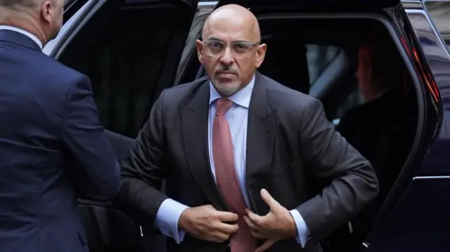 Nadhim Zahawi steps out of car at Downing Street