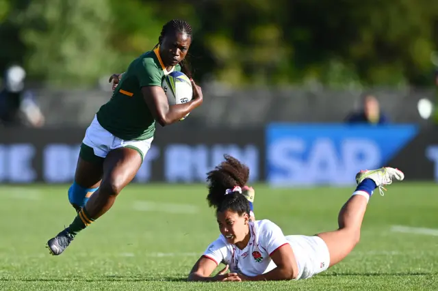 Nomawethu Mabenge of South Africa runs with the ball