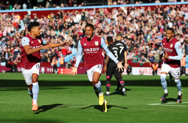 Leon Bailey celebrating putting Aston Villa 1-0 up against Brentford