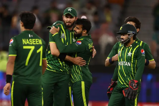 Pakistan celebrate Shadab Khan's wicket v Zimbabwe in T20 World Cup