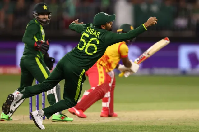 Pakistan captain Babar Azam takes a brilliant catch v Zimbabwe in T20 World Cup at Perth