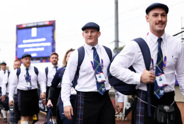 Scotland players arrive