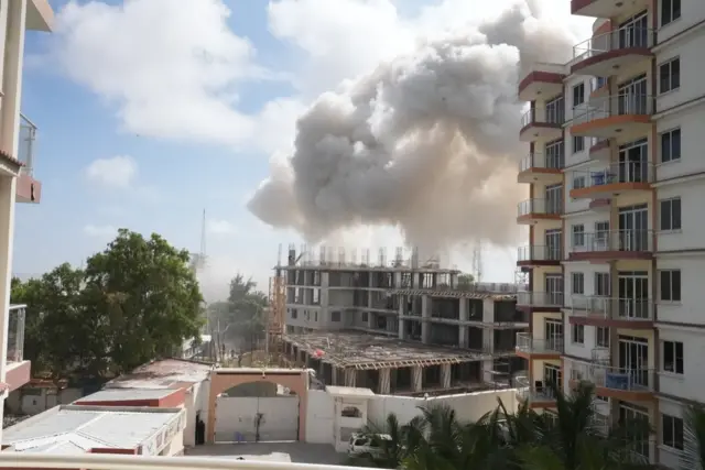 Plumes of smoke rise in Mogadishu