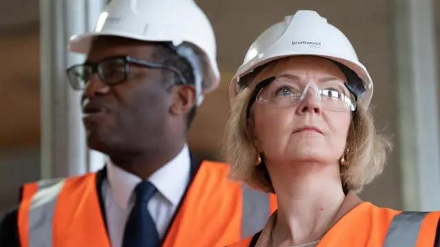 Prime Minister Liz Truss and Chancellor Kwasi Kwarteng visit a construction site in Birmingham