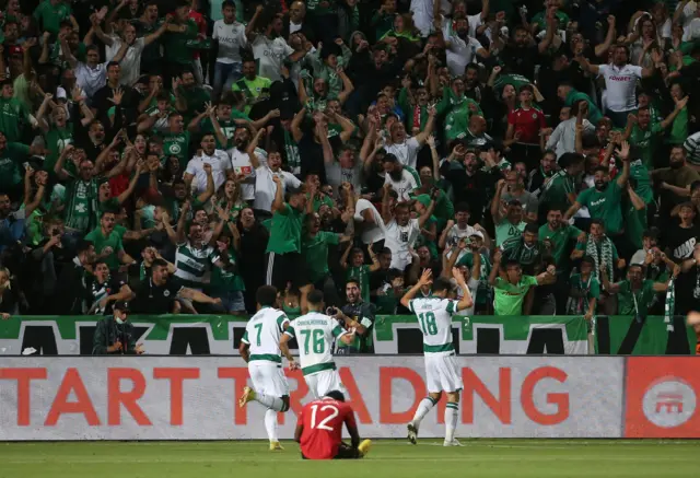 Omonia celebrate