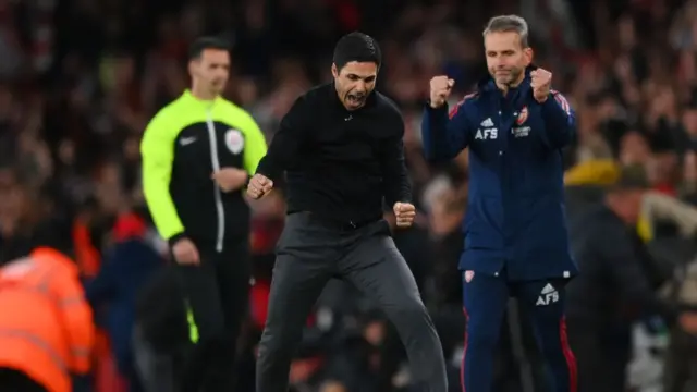 Mikel Arteta celebrates Arsenal's win