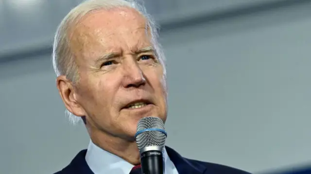 Biden speaking in OB Johnson Park Community Center in Hallandale Beach, Florida, on November 1, 2022