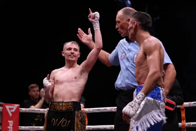 Britain's Sunny Edwards out-pointed Felix Alvarado to retain his IBF flyweight title