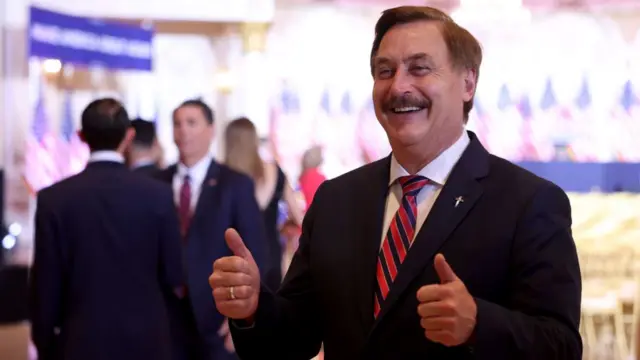 Pillow salesman Mike Lindell