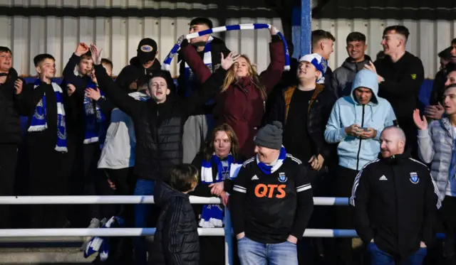 It's been a grand old day for the Darvel fans at Links Park