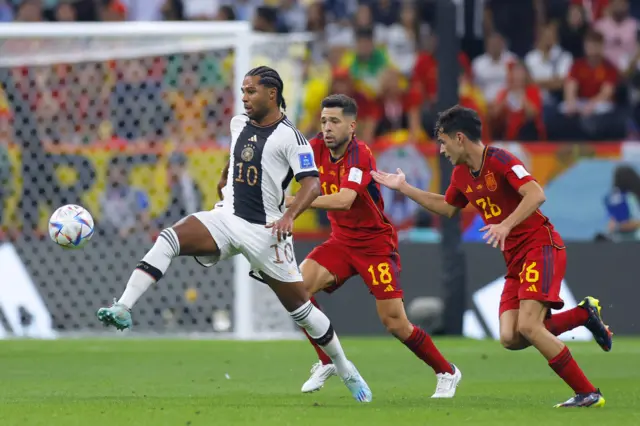 Serge Gnabry is tracked by Jordi Alba