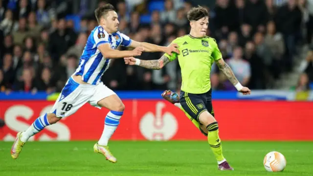 Alejandro Garnacho during the build up to his goal.