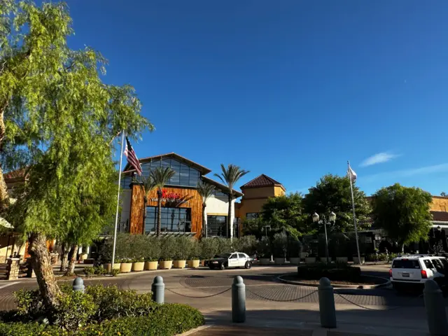 Photo of roadway outside Valencia town center