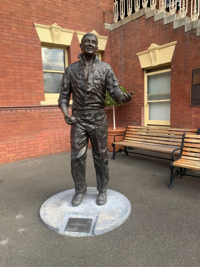 Richie Benaud statue