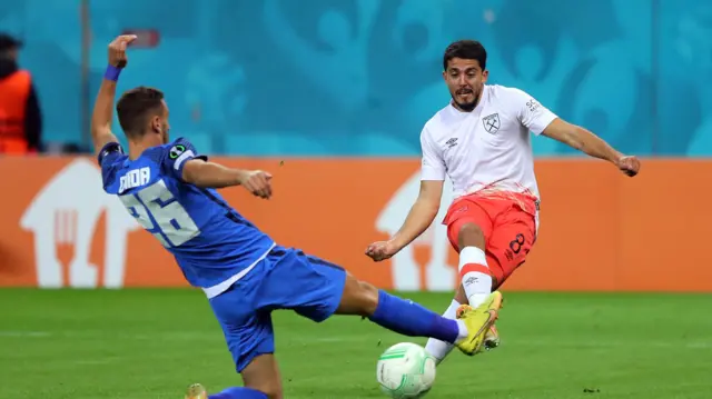 Pablo Fornals during the game.