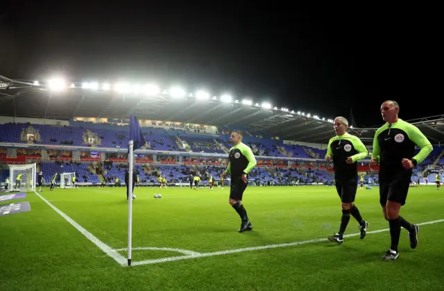 Reading play host to Preston North End at the Select Car Leasing Stadium.