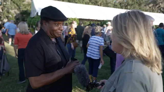 Photo of Georgia voter speaking to Sarah Smith