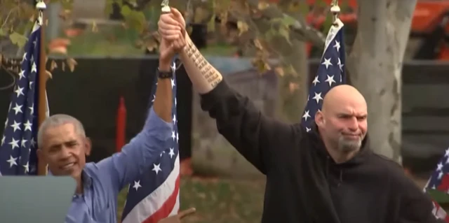 Obama raises his hand with John Fetterman (screengrab)