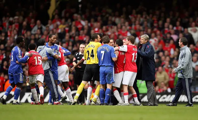 Arsenal and Chelsea players clash during 2007 League Cup final