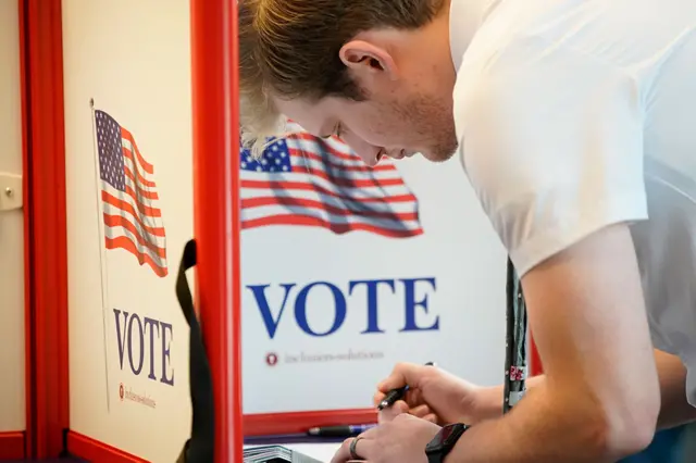 Voting took place at the Utah County Justice and Health center in Provo, Utah, on 8 November 2022