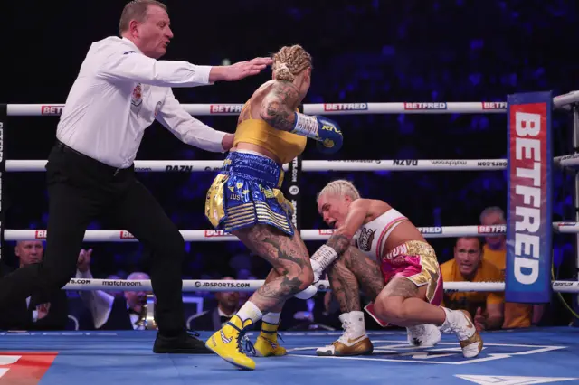 Ebanie Bridges puts Shannon O'Connell on the canvas