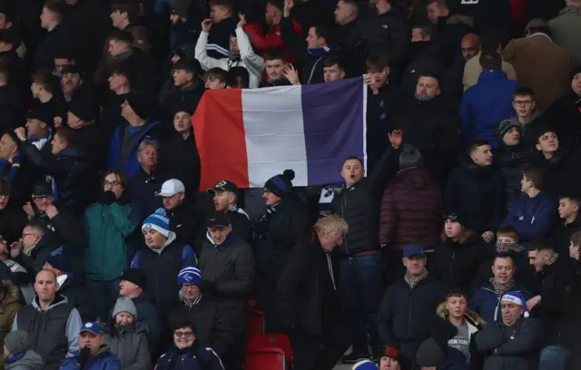 Cardiff with France flag