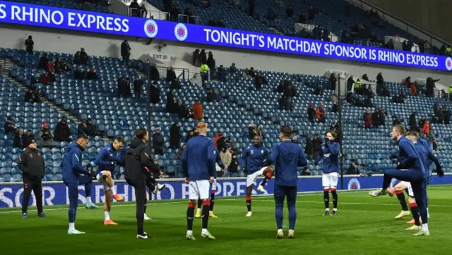 Rangers players warm up