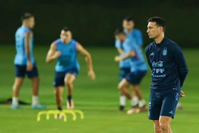 Lionel Scaloni, Coach of Argentina looks on during a training session