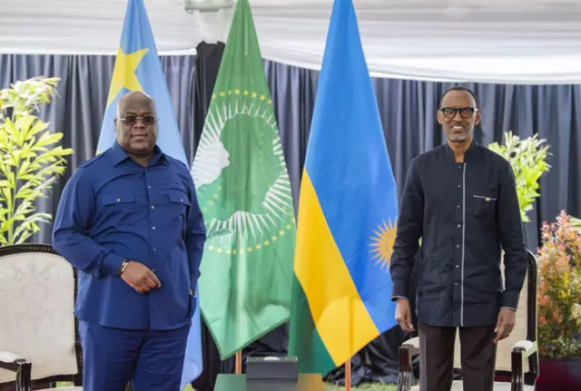 Félix Tshisekedi (L) and Rwanda's Paul Kagame