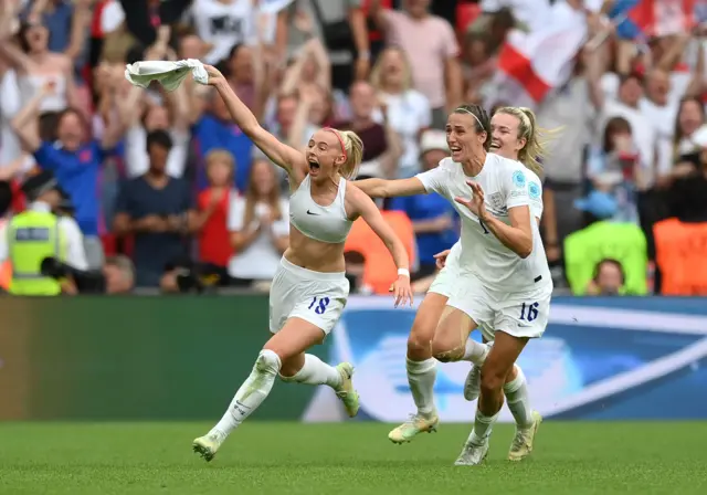 Chloe Kelly celebrates winning goal in Euros final