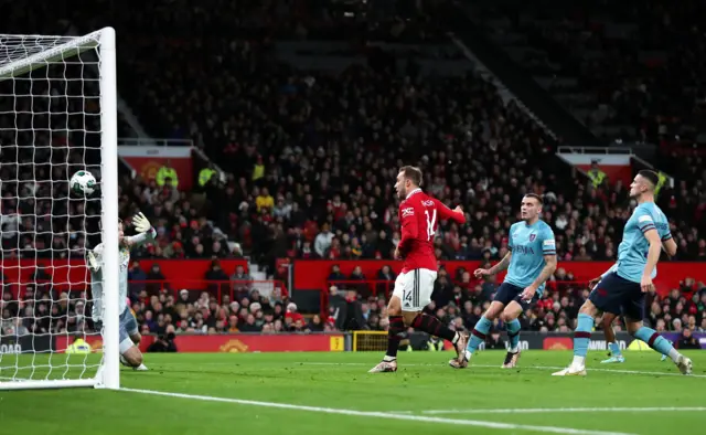 Christian Eriksen scores for Manchester United against Burnley in the Carabao Cup fourth round