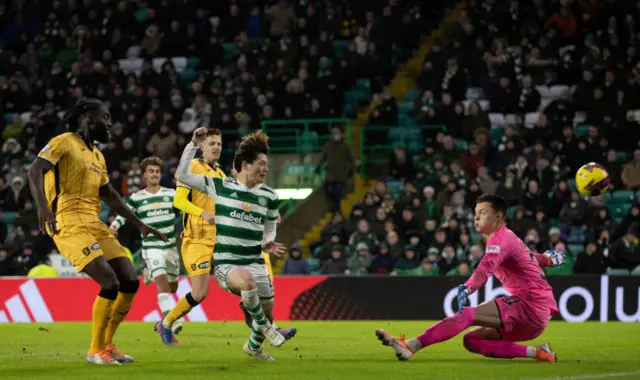 Kyogo scores Celtic's second goal