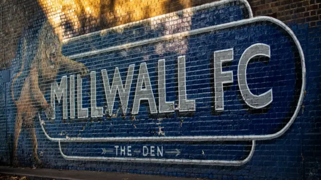 Millwall v Bristol City (19:45 GMT)