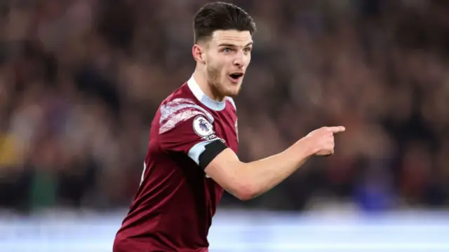 Declan Rice gesturing