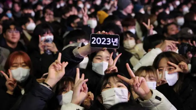 Crowds in Seoul celebrate the new year