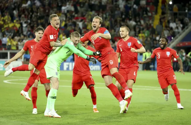 England celebrate beating Colombia on penalties in 2018