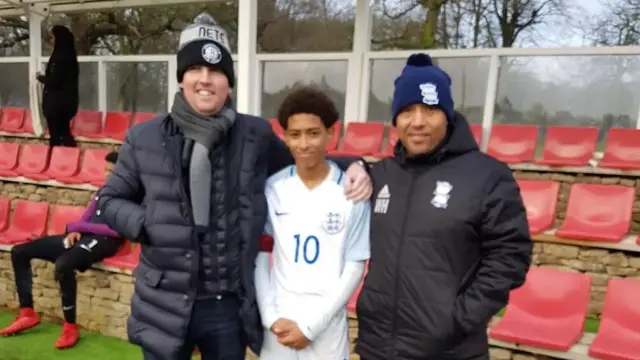 A young Jude Bellingham (centre) with his former coach Mike Dodds (left)