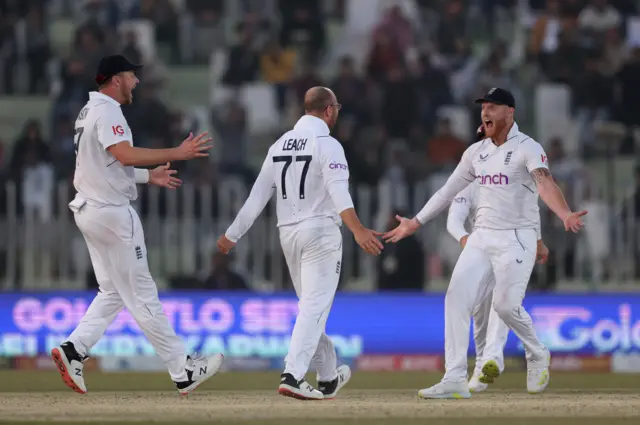 England celebrate final wicket