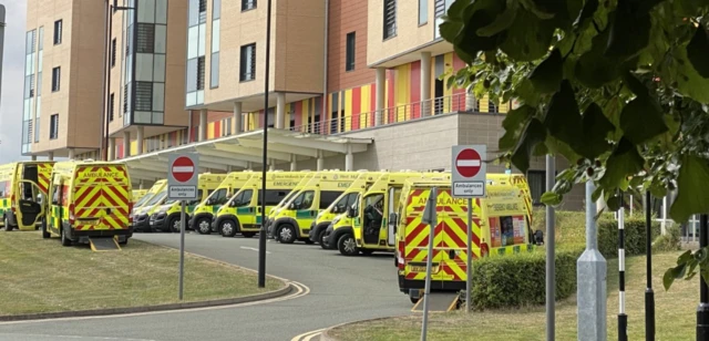 Royal Stoke University Hospital, Newcastle Road, Clayton, Borough of Newcastle-under-Lyme, Staffordshire,