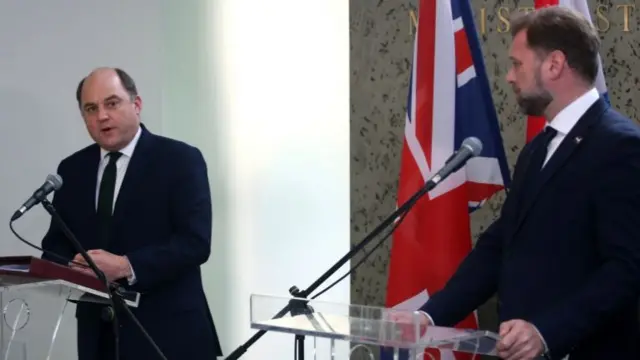 Croatian Defence Minister Mario Banozic (right) and the British Defence Minister Ben Wallace (left)  talk to the media in Zagreb, Croatia, 1 February 2022.