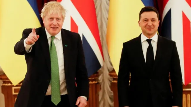 Boris Johnson and Volodymyr Zelensky