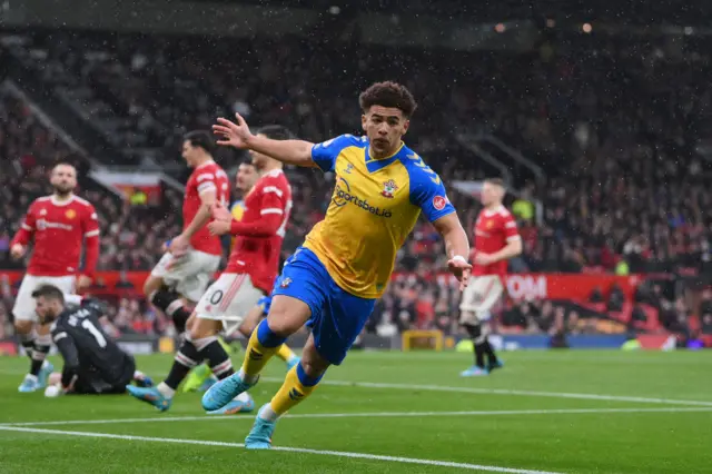 Che Adams, celebration, Manchester United, Southampton, Premier League