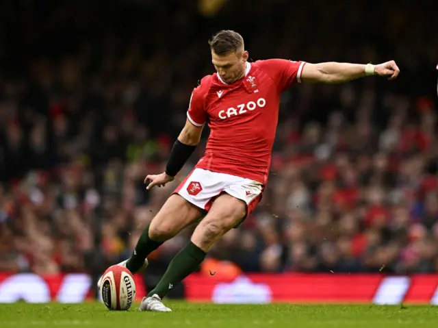 Dan Biggar lands a penalty for Wales