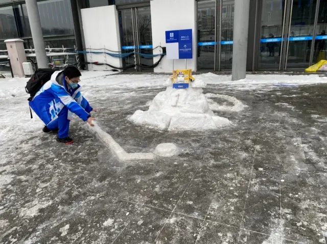 Ice hockey snowman in Beijing