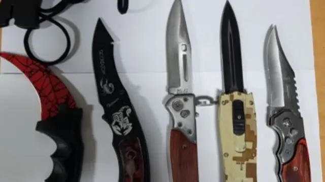 Seized knives