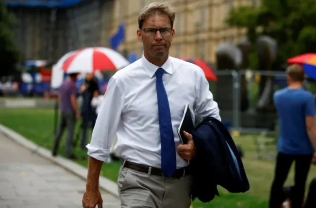 Tobias ellwood
