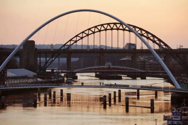 Bridges across the Tyne