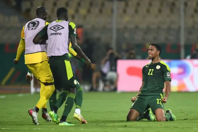 Abdou Diallo scores