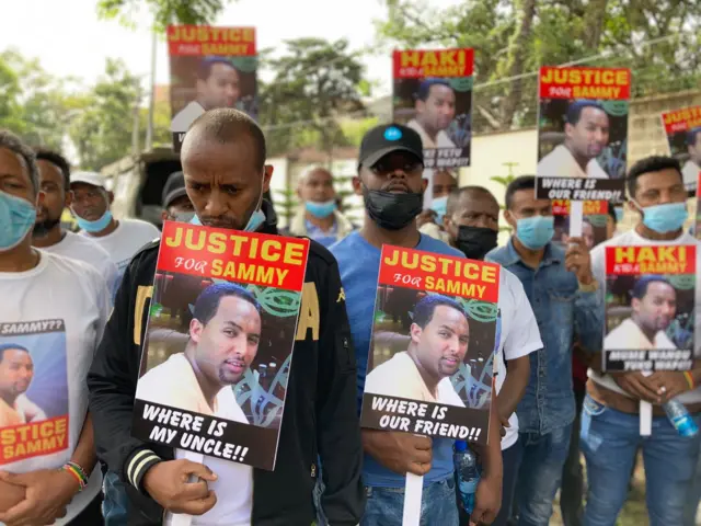 Ethiopians living in Nairobi demonstrate